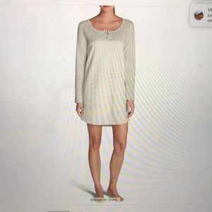 Eddie Bauer Natalia Sleep Shirt, Medium in Ivory